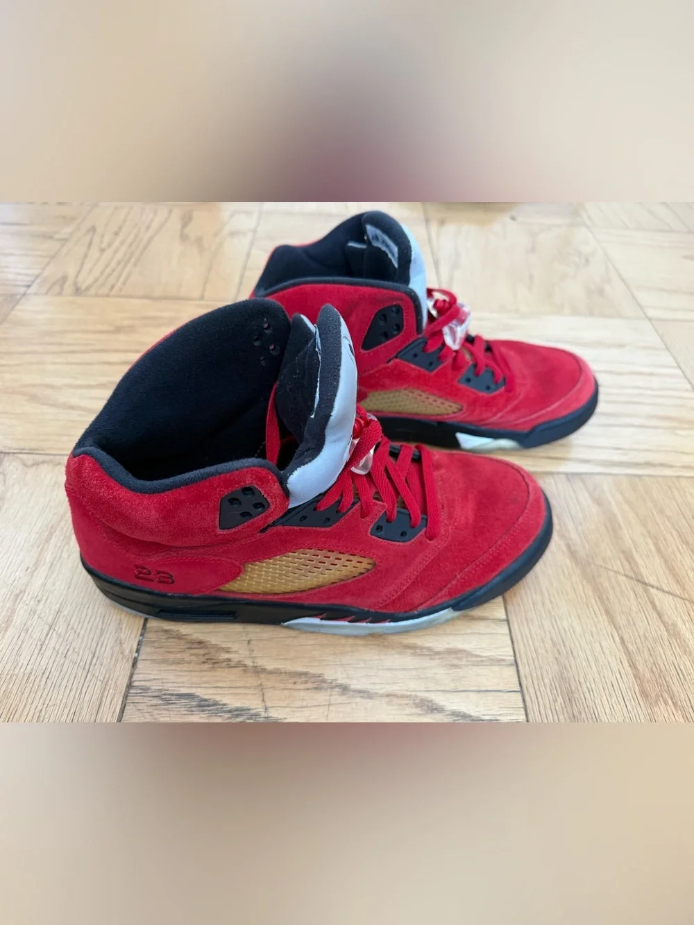 Jordan 5 Retro Raging Bull Men’s Red Suede ‘Toro Bravo’ Mid Top Sneakers 10.5